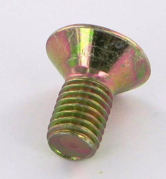 Болт KG00850661